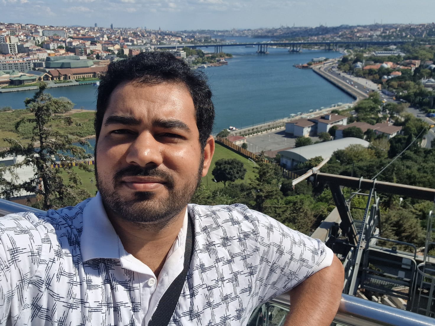 تلفريك اسطنبول في تركيا مع احمد عز الدين